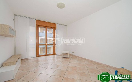 Trilocale via Luigi Barbieri, Zona Pittori, San Vittore, Pombio, Voghera