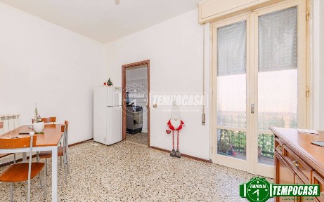 Trilocale via del Popolo, Centro Storico, Voghera