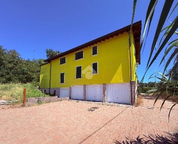 Bilocale via Str. Valle 29, Casteggio