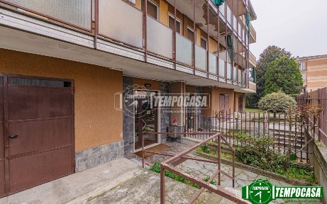 Trilocale via Umberto Olevano, Città Giardino, Pavia