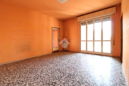 Trilocale via Roma 15, Centro, San Martino Siccomario