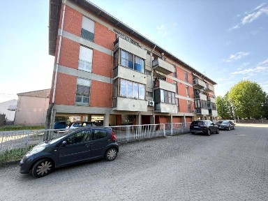 Trilocale via Vernazzola 20, Centro, Cilavegna