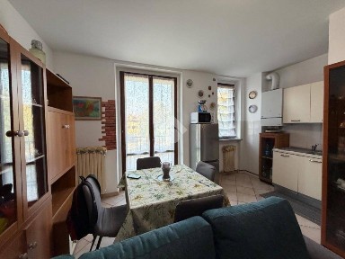 Bilocale via Carlo Alberto 35, Lardirago