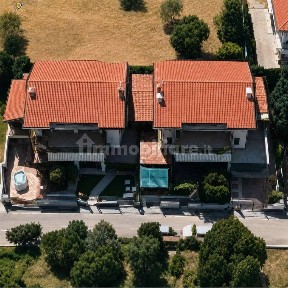 Villetta a schiera all'asta via dell'acqua Sulfurea, 6, Marano Marchesato