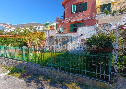 Villa a schiera viale Gregorio Medugno 7, San Nicola Arcella