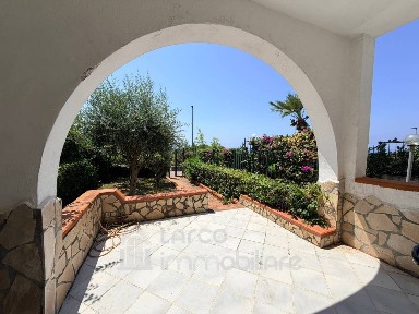 Villa a schiera via Leopoldo Cupido, Baia del Carpino, Petrosa, Piano Grande, Scalea