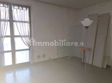 Appartamento all'asta via Alessandro Maragliano, Voghera