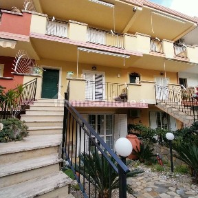 Villa a schiera via Ticino, Centro, Amantea