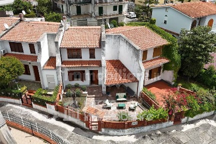 Villa a schiera via Pablo Picasso, Baia del Carpino, Petrosa, Piano Grande, Scalea