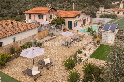 Appartamento in villa, ottimo stato, 81 m², Borganzo, Diano San Pietro