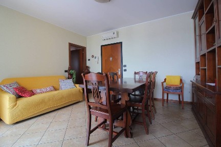 Bilocale via Palmiro Togliatti 24, Centro, San Martino Siccomario