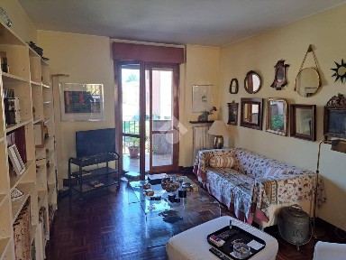Pavia, Viale Cremona, Via Al Sabbione, 8