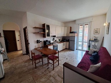 Bilocale viale Lodi 14, Vallone, Pavia