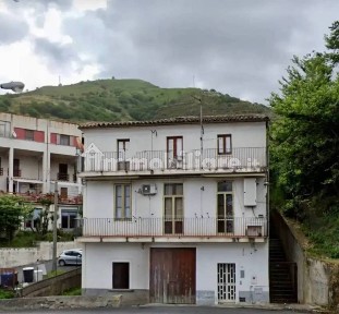 Villa a schiera viale Ippocrate, Centro, Paola