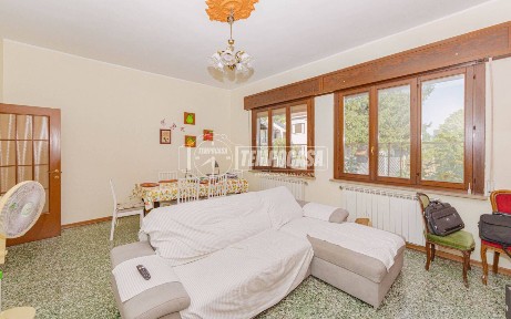 Quadrilocale corso Genova 187, Corso Genova, Esselunga, Vigevano