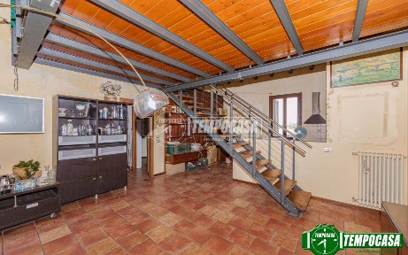 Trilocale via Lardirago, Cà della Terra, Pavia