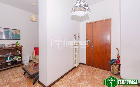 Trilocale via Moruzzi, Policlinico, Pavia