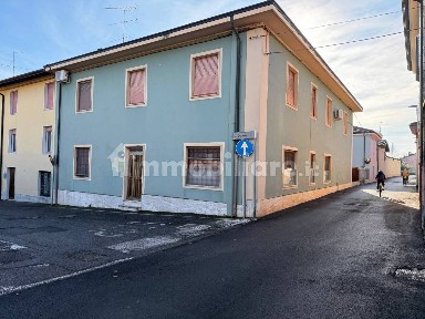 Terratetto unifamiliare via Arnaldo da Brescia 17, Centro, Calcinato