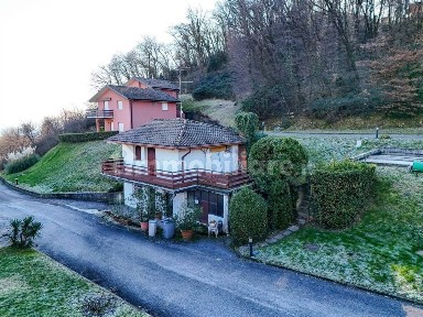 Terratetto unifamiliare via Metelli 114, Centro, Padenghe sul Garda