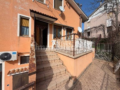 Quadrilocale Strada Provinciale Fiastra Bolognola 11, Fiastra