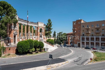 Appartamento piazza della Vittoria, Centro, Macerata