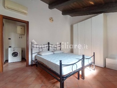 Bilocale via Leopoldo Armaroli, Centro, Macerata