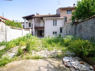 Terratetto unifamiliare via Giuseppe Garibaldi 8, Centro, Gambara