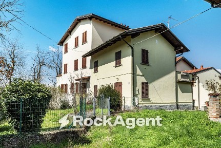 Quadrilocale frazione Camolino, Montesegale