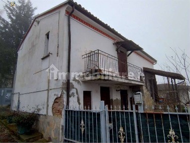 Appartamento all'asta frazione Rossone, 13, Zavattarello