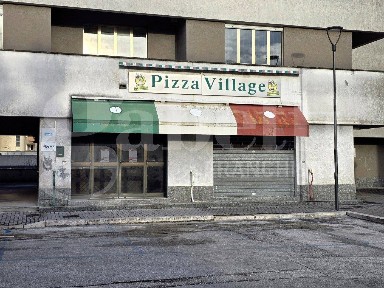 Locale commerciale in Affitto