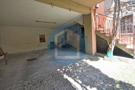 Terratetto unifamiliare via Torre, Centro, Esine
