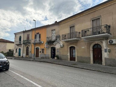 Locale commerciale in Affitto