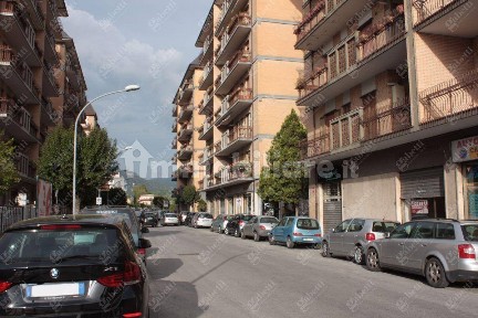 Locale commerciale in Affitto