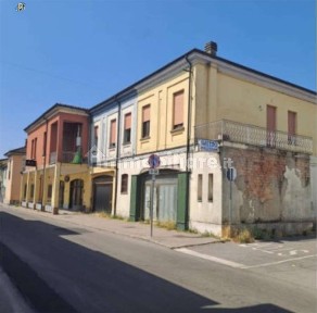 Appartamento all'asta via umberto I, Lungavilla