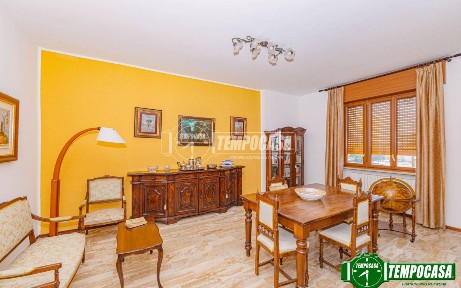 Appartamento via Fratelli Kennedy, Centro Storico, Voghera