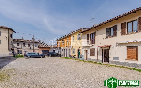 Trilocale via Giuseppe Garibaldi, Centro, Belgioioso