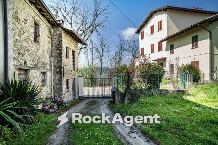 Trilocale frazione Camolino, Montesegale