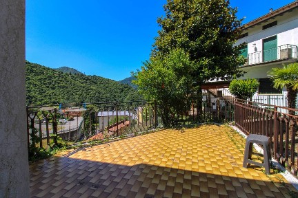 Terratetto unifamiliare via Canoni, Sant'Apollonio, Lumezzane