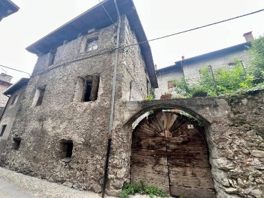 Terratetto plurifamiliare via Fonatti 6, Centro, Edolo