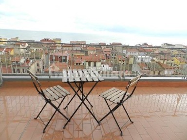 Trilocale buono stato, settimo piano, Centro, Porto Recanati