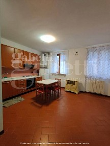 Appartamento via Francesco Crispi, Centro, Macerata