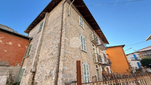 Terratetto plurifamiliare via SanGuadenzio 12, Paspardo