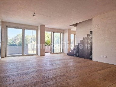 Quadrilocale viale dei Mille 99, Corso Novara, Stadio, Vigevano