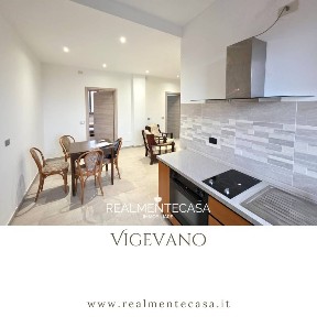 Trilocale viale Artigianato, Cascame, San Giovanni, Vigevano