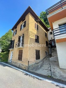 Terratetto plurifamiliare via Viso 35, Pezzo, Ponte di Legno