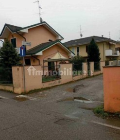 Appartamento all'asta via Grazia Deledda 19, Tromello