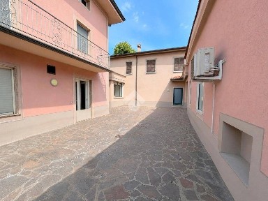 Terratetto unifamiliare via Guglielmo Marconi 23, Centro, Calvisano