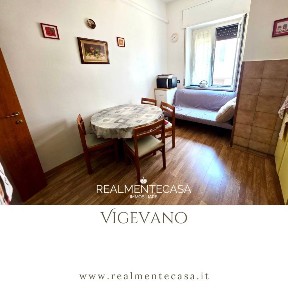 Trilocale via Santa Maria, Corso Genova, Esselunga, Vigevano