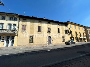 Carpenedolo, Via Cesare Deretti, 24