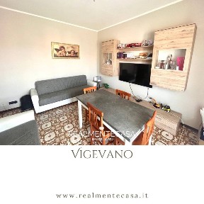 Trilocale via della Gioia, Corso Torino, Vigevano